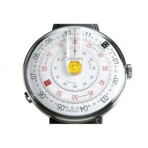 How Should Automatic Watch Lovers Feel About Quartz Movements Today